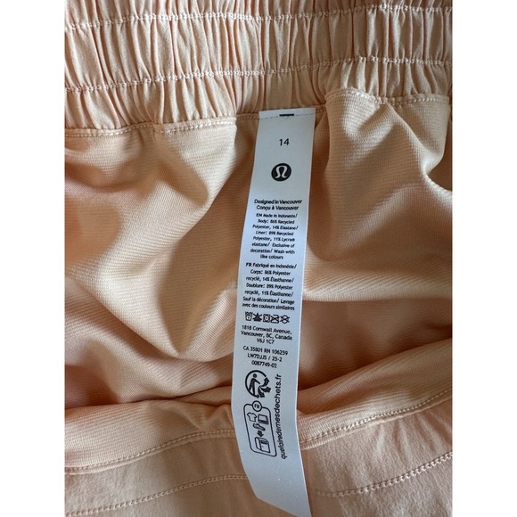 NEW Lululemon Hotty Hot Shorts Size 14 HR High Rise 2.5" Lined Rock Melon NWT - Picture 8 of 11